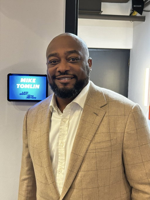 RT @NBCSportsPR: NBC Sports’ NFL analyst and Minecraft architect @CoachTomlin is on @LateNightSeth tonight! 
