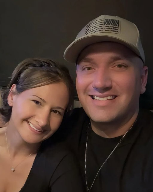 Gypsy Rose Blanchard says she believes her former fiancé Ken Urker died from an apparent overdose after an unidentified substance was found at the scene.
 
She says she does not know what the substance was or whether the suspected overdose was intentional or accidental, and Ken’s death remains under investigation.

[via/ TMZ]