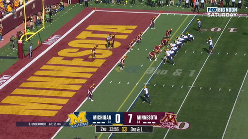 Jordan Marshall FIGHTS his way into the end zone for @UMichFootball 🔥

@ATTBusiness 