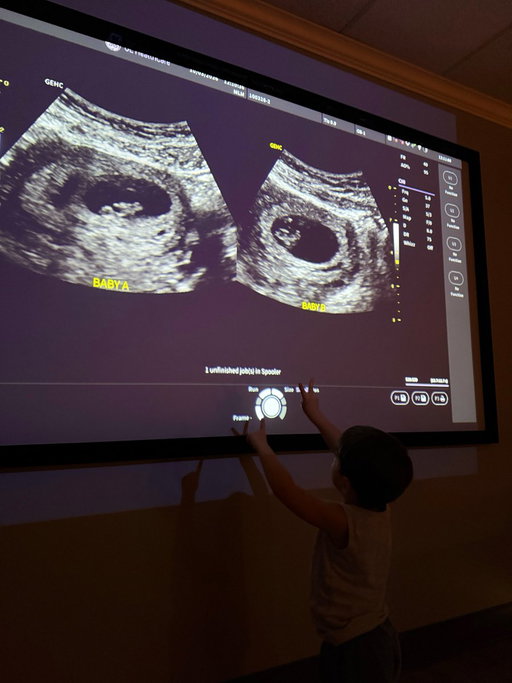 Fellas, some good news!
We’re having twins! 
4 under 4! 👨🏻‍🍳💪🏼 