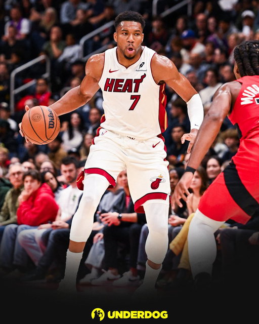 Erik Spoelstra compared Giannis to Magic Johnson after Saturday's preseason game:

"The size and the vision and his ability to put it on the numbers to shooters is really impressive ... The way he's played with the ball in his hands and delivering the ball, (Giannis) reminds all of us of a great big point guard that played for Pat (Riley) back in the 80s."

Giannis went for 9 PTS, 4 REB, and 7 AST in 14 MIN during Heat preseason debut.

(h/t @eric_nehm)