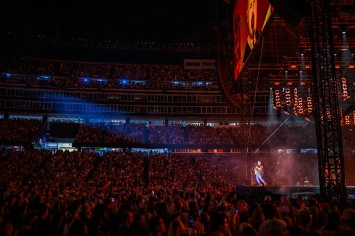 Tonight, Zach Bryan broke the Gillette Stadium attendance record with 73,538 fans! 