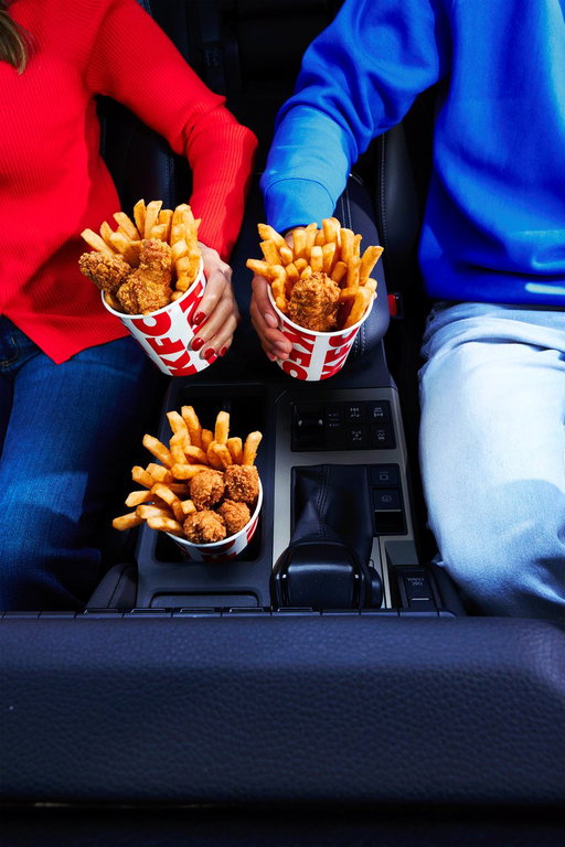 YOU BETTER CLEAN OUT THOSE GROSS CUPHOLDERS WE’RE DROPPING GO BUCKETS 