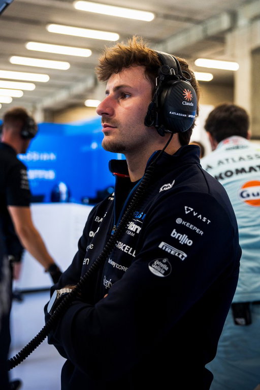 Victor will fulfil the role of Reserve Driver at the Singapore Grand Prix, standing in for Luke, who is racing in Rounds 9 and 10 of the Super Formula Championship in Japan 🙌 