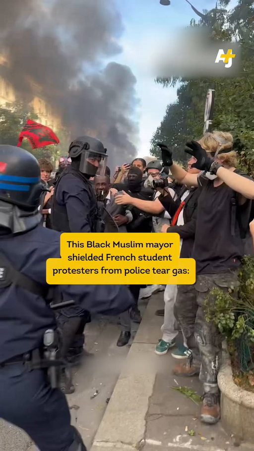 This Black Muslim mayor in France was teargassed by police while defending student protesters. 

This is how Bally Bagayoko is using his power to defend his community and striking students in Saint-Denis. 