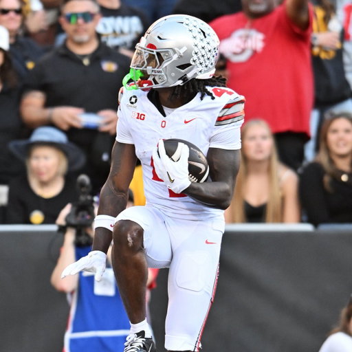 2027 NFL Mock Draft, via @nickbaumgardner 

1. Dolphins: Jeremiah Smith, WR, Ohio State
2. Titans: Leonard Moore, CB, Notre Dame
3. Buccaneers: Colin Simmons, EDGE, Texas
4. Chargers: Charlie Becker, WR, Indiana
5. Jets: CJ Carr, QB, Notre Dame
6. Cardinals: Dante Moore, QB, Oregon
7. Texans: Chris Cole, LB, Georgia
8. Commanders: Cam Coleman, WR, Texas
9. Saints: Trevor Goosby, OT, Texas
10. Jets (from GB via DAL): Will Echoles, DT, Ole Miss