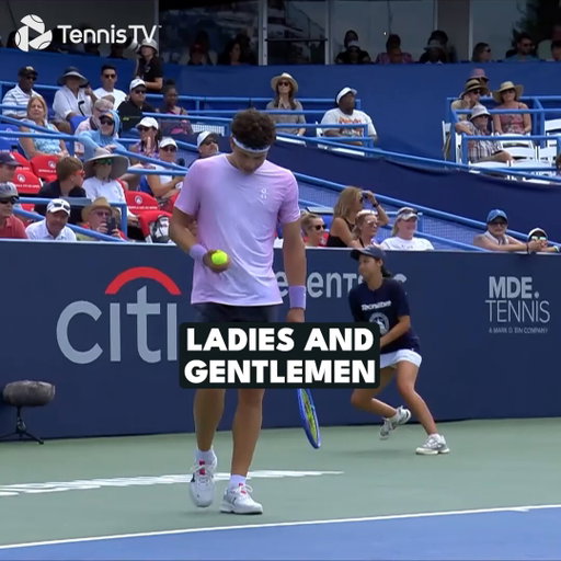 Umpire: "Ladies and gentlemen, if you are sitting in the front row, please be careful with the serves because they are coming fast."
​
Ben Shelton: hits a fan immediately ☠️ 

