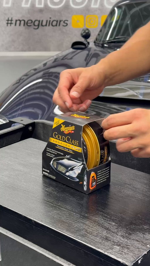 Sometimes you just want that warm gloss and awesome shine you can only get from a carnauba wax! 

There's nothing going on here unless you love gloss! 😲
https://s.meguiars.com/d8235pnk

In the Bay with @hillbankusa &amp; Gold Class Paste Wax! 

#daytonacoupe #meguiars #ReflectYourPassion 