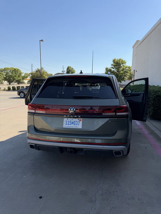 It’s time to say goodbye to our car. From Chicago to Iowa, down to Auburn, along the Gulf Coast, back and forth across the Southeast and now all the way to Texas. Nearly 4,000 miles. You’ve done us proud! ❤️ 