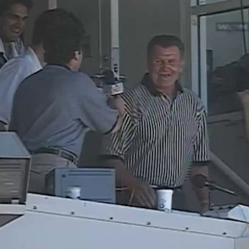 Da quickest "Take Me Out to the Ball Game" ever recorded 

Mike Ditka was a legend ❤️ 