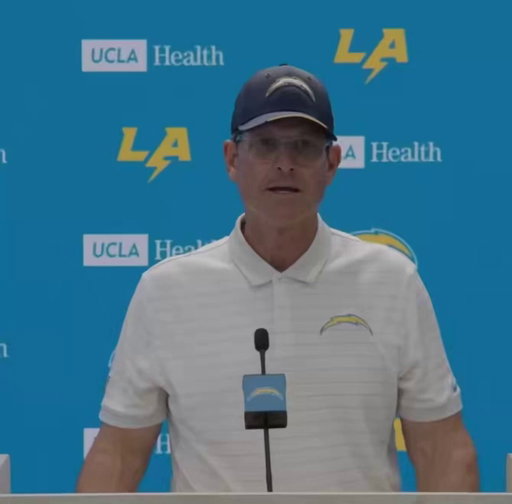 Former Bears QB Jim Harbaugh on his former HC Mike Ditka (📹 @chargers): 