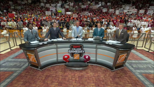Alabama fans erupted as meteorologist James Spann joined ESPN's College GameDay to discuss the latest surrounding Hurricane Isaias.  