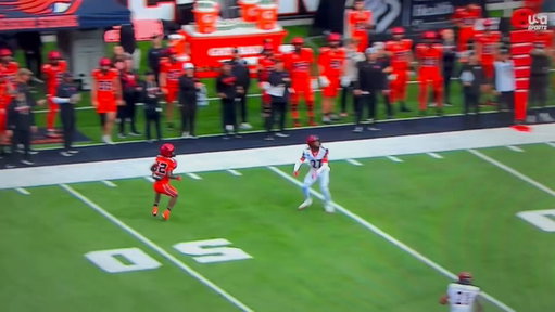 Oregon State freshman WR Jesse Legree with an absurd catch off of the deflection.

He has 6 catches for 72 yards through the first quarter.  