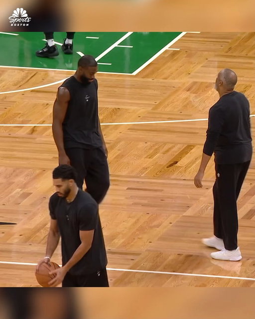 Tatum &amp; Brown didn’t say a single word to each other at warmups. Welp.

(via @NBCSBoston) 