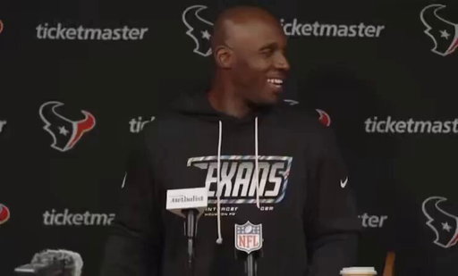 DeMeco Ryans walking off his presser by announcing the Marvin Harrison trade is absolute nails  