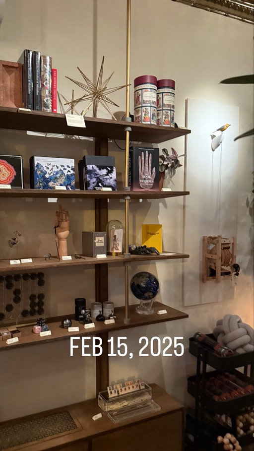 it is absolutely devastating to see one of my favorite bk shops @artofplay go through such slander due to miscommunication 😔 they put on brilliant magic shows, bring in amazing talent from all over the world &amp; the curation in the shop is incredible. support small businesses ❤️ 