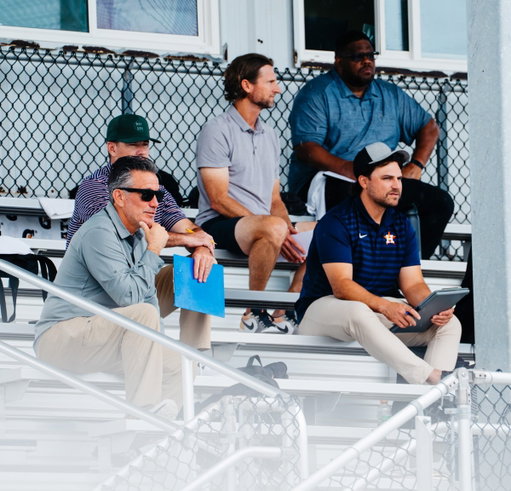 All eyes on the Ascenders 👀⚾️

IMG Academy Baseball hosted an MLB Scout Day with more than 50 MLB staff members in attendance! The event gave student-athletes an opportunity to gain valuable exposure as they continue to pursue opportunities at the next level. 