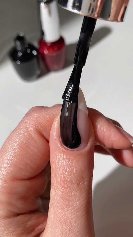 Our current after hours obsession. 🧛🩸 Vampire nails ft. “Black Onyx” + “Malaga Wine Not?” 