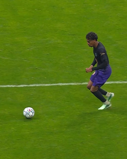 Lamine Yamal 😳

#UCL 