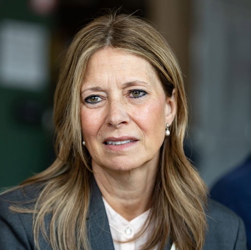 OHIO GOVERNOR WINNER ODDS:

🟦 Amy Acton: 70% 
🟥 Vivek Ramaswamy: 30% 