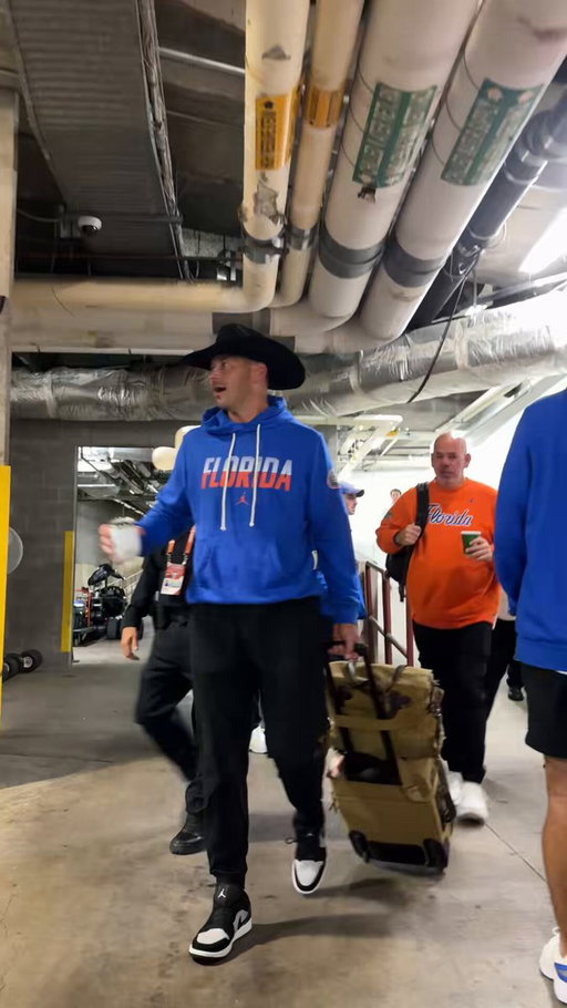 Howdy Coach 