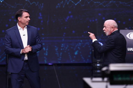 🇧🇷: Meta faces allegations that its platforms are favoring right-wing Brazilian election candidate Flavio Bolsonaro over left-wing President Luiz Inacio Lula da Silva.

Yesterday, Brazil's Superior Electoral Court (TSE) gave Meta 24 hrs to prove that its algorithm is treating both candidates fairly.