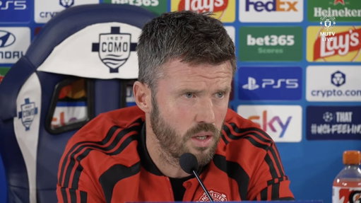 Carrick asked about ten Hag's comments about a toxic culture: "No, I haven't [experienced it], since I've come in. They've given everything they have. We've had some good performances, we've had some performances where we want to do better, we've made some mistakes. That's football." #mufc
