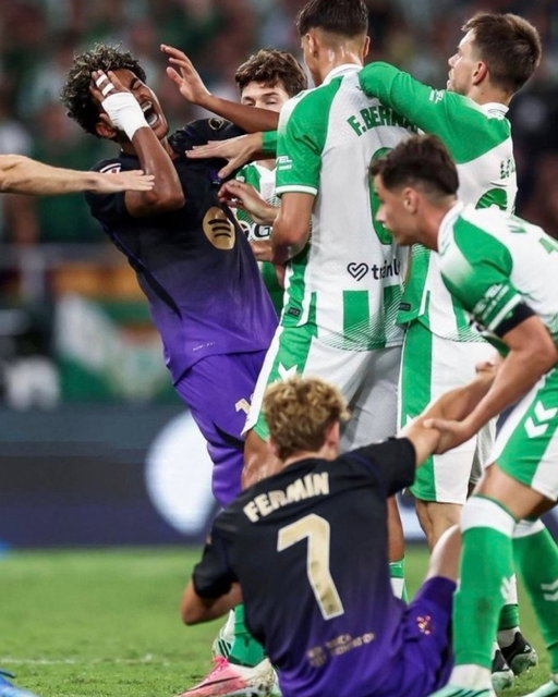 🚨 BREAKING: Real Betis midfielder Facundo Bernal has been handed a 4-game suspension following his incident with Lamine Yamal on Saturday. 🔴⛔ 