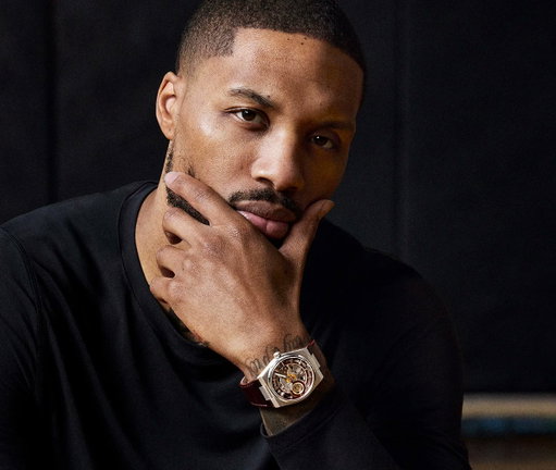 NEWS: Tissot And Damian Lillard Introduce A New PRX Skeleton Special Edition

Discover the latest addition to the PRX collection in our guide here: https://tinyurl.com/4kx2ru3y

The 44mm watch features a manual-winding movement, burgundy accents, personal design details, and a conversion system that turns it into a pocket watch.