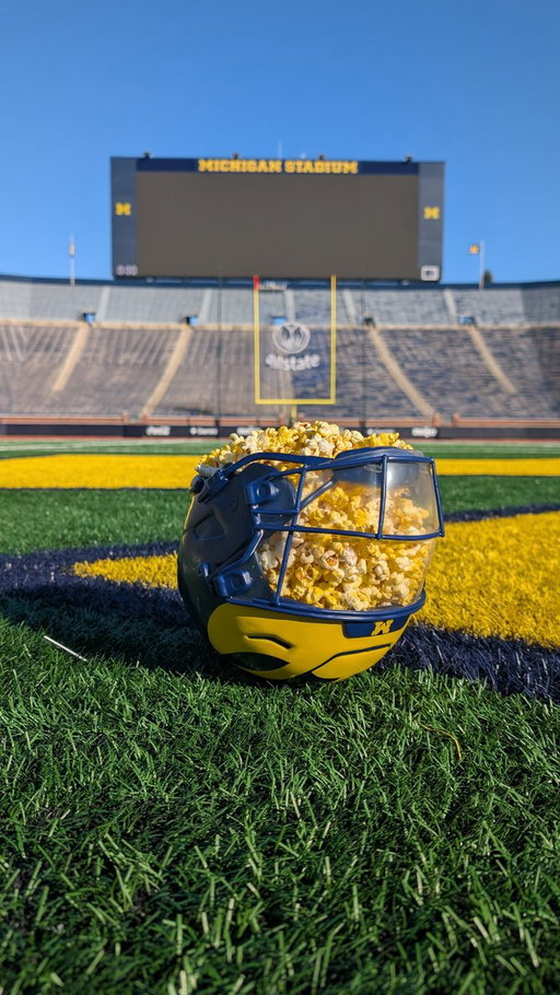Maize is POPPING at Michigan Stadium! 