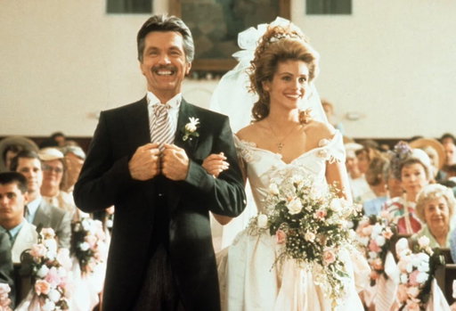 Tom Skerritt with Julia Roberts in 'Steel Magnolias'

View a full gallery of his career in photos here: https://t.co/d6kM47doNj 