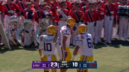 Sam Leavitt on the money to Jackson Harris! 

70 yards to the house 🔥 