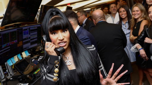 Nicki Minaj's Lawyers Reportedly Want to Quit Rapper's 'Unreasonably Difficult' Jingle Ball Lawsuit Details: https://t.co/CpuzZaY0WR 