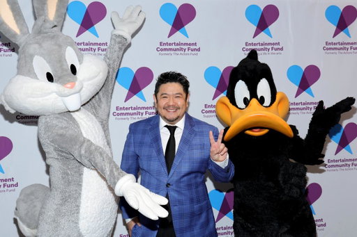 Eric Bauza, who voiced Bugs Bunny and Daffy Duck, dead at 46 https://t.co/gns52YYlKa 