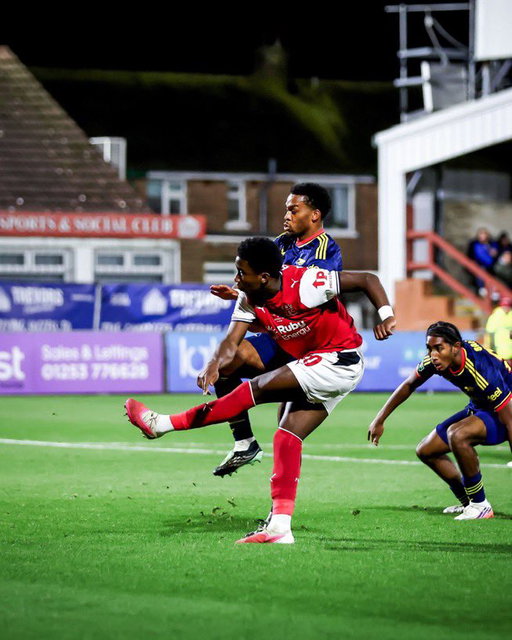 🚨🚨| HISTORY: Fourth-division side Fleetwood Town have knocked out Premier League champions Arsenal from the Carabao Cup! 🤯👏 