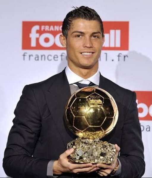 🚨🚨| BREAKING: Cristiano Ronaldo 2008 has been voted as the Best Ballon D'or of all time. 
