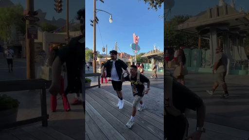 When you see your buddy at Disneyland 🥹🤩 @KennaLovesCisco #disneyland70