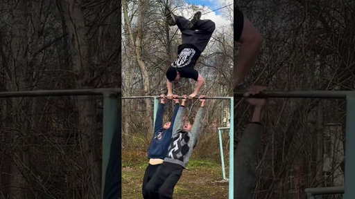 Helicopter gimbarr trio w/ @gimbarrural #gymnast  #Gimbarr #trio  #Strength #Flow