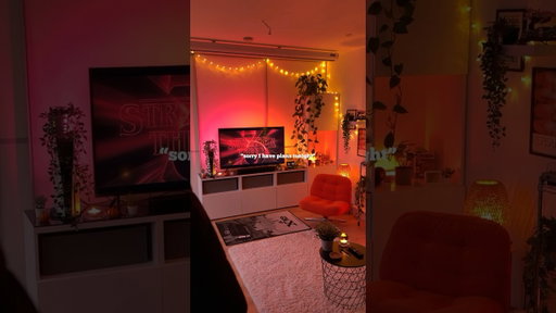 heavy on stranger things tonight #strangerthings #netflix #roomtour #cozy