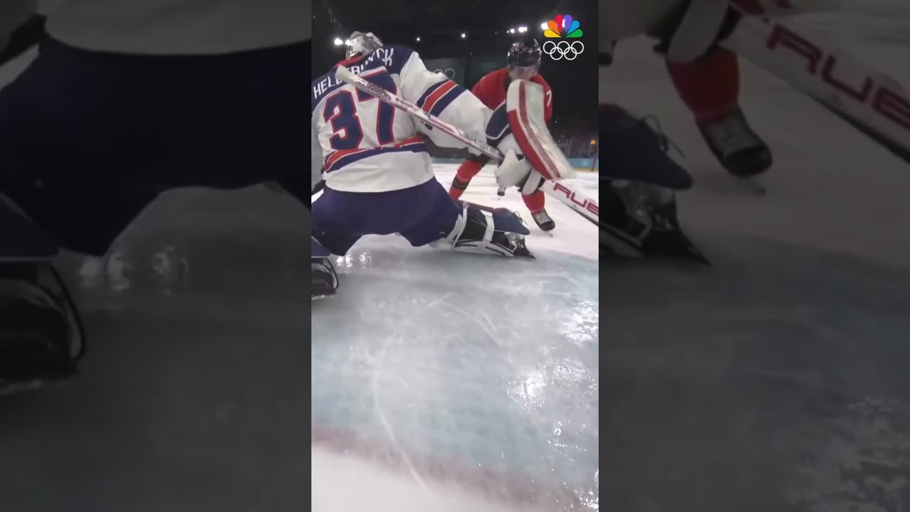 Connor Hellebuyck comes up huge for Team USA in the men’s ice hockey final! 🇺🇸🥅