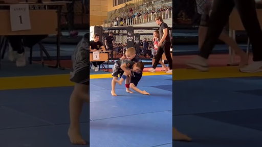 This young Jiu-Jitsu competitor is amazing 😂🔥