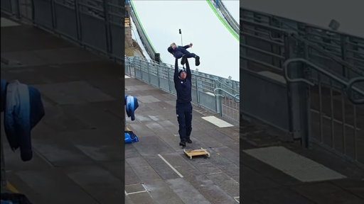 #SkiJumping behind the scenes! 🎿