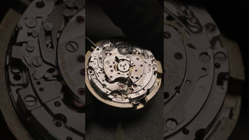 Breitling | Watchmaking - Balance Wheel  | Navitimer B19