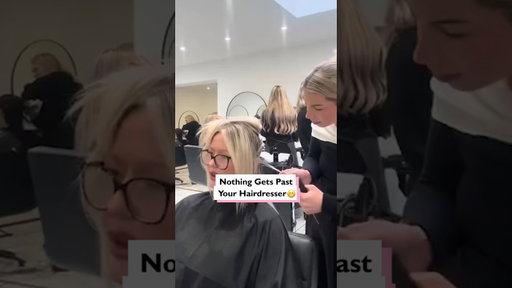 My Hairdresser Knows My Secrets 🤫🤰#hairdresser, #hairtransformation, #pregnancyreveal,#pregnancyhair