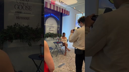 a little bts of #hallebailey at an exclusive NYC event ✨