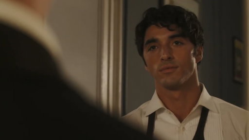 MOMENTOS MUY HOT entre el PRINCIPE HENRY y ALEX | Rojo, Blanco y Sangre Azul