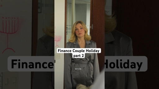 Veruca dropping some big news…📈📊🤰🎄🕎 #financecouple #pregnant