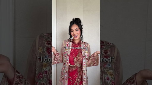 when your sister wants to match #wedding #sisters #aodai #vietnamese