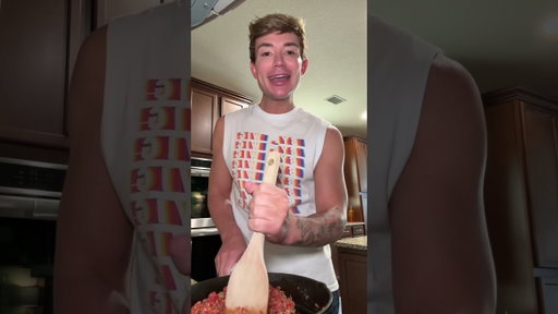 cooking sloppy joes for dinner I love them