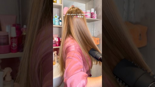 glossy blowout 🫧🎀🤍 #haircare #haircareroutine #hairstyle #blowout #hairgloss #asmr